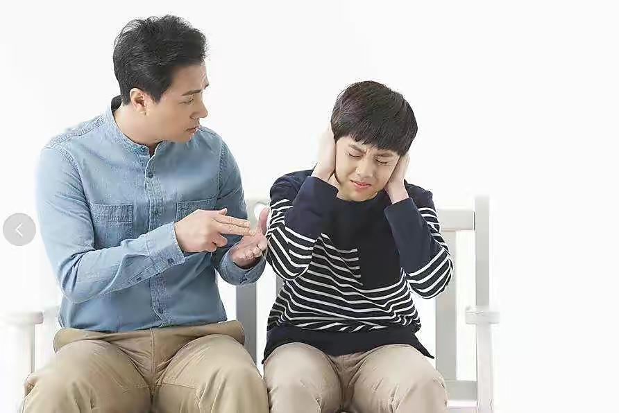 防止家长偷看手机信息,防止妈妈偷看手机英文