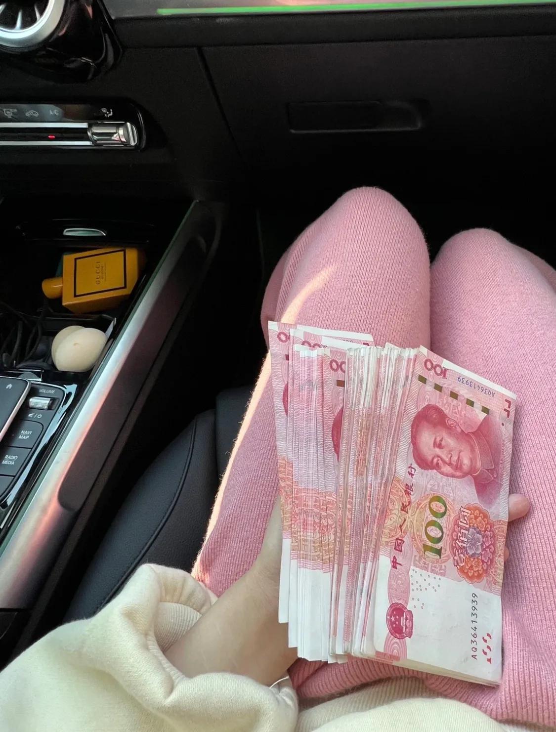 还钱要排队，连存钱都要交收入证明了？