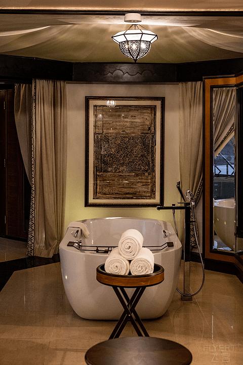 哈伊马角利兹卡尔顿,哈伊马角沙漠丽思卡尔顿酒店