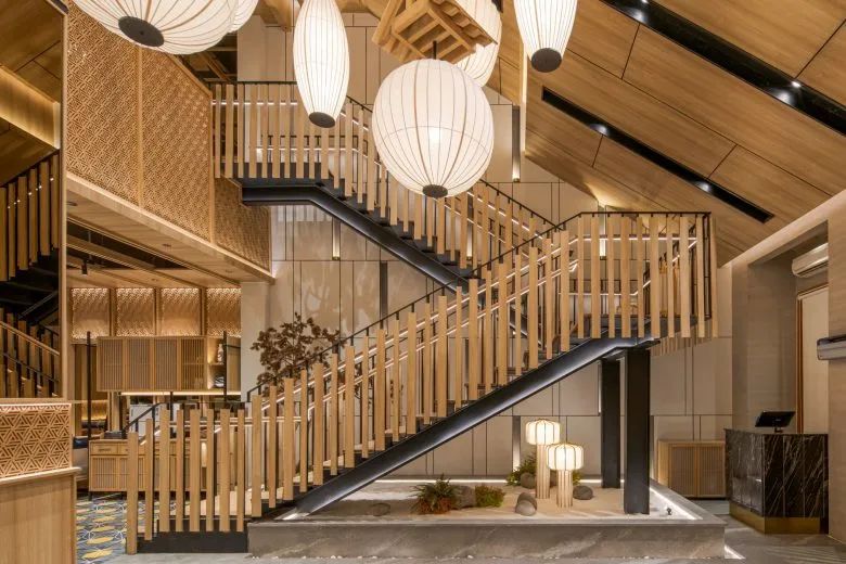 西城创意餐馆设计风格,新型餐馆造型设计