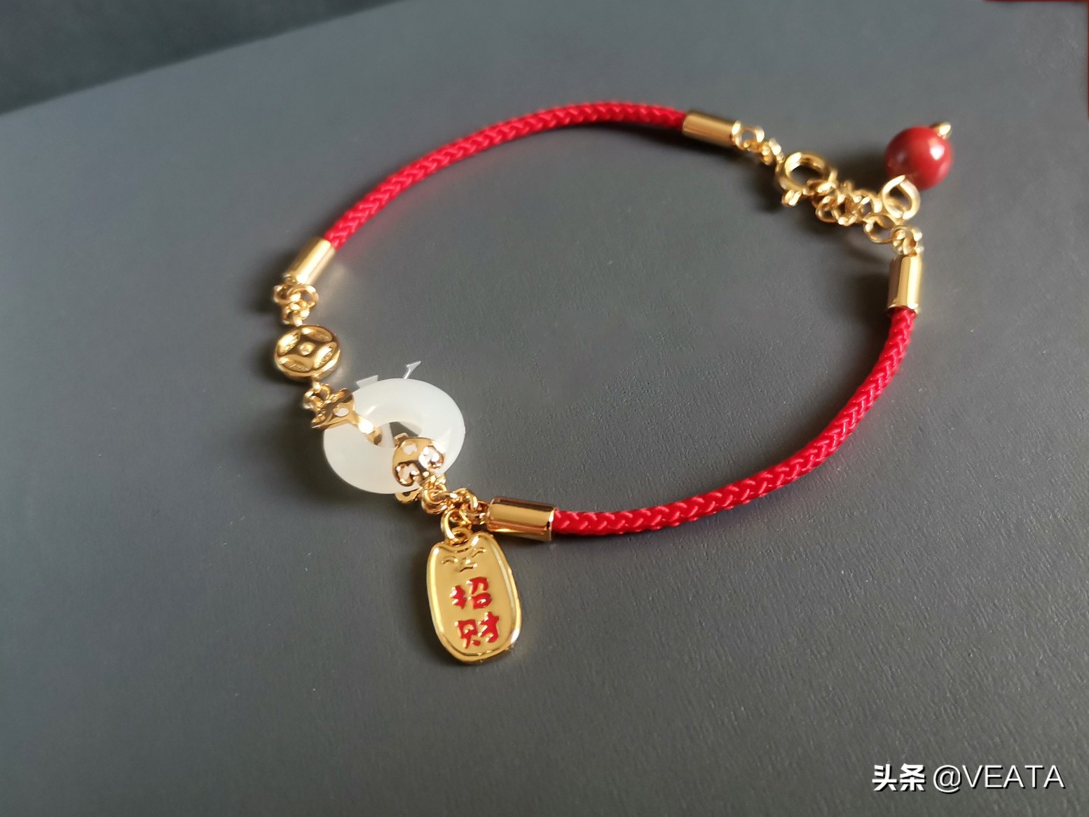 平安扣怎么戴才有意义,平安扣戴法戴左手还是右手