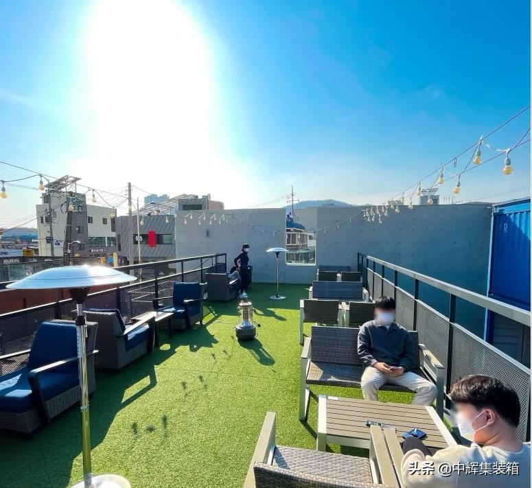 用集装箱打造的多功能咖啡馆设计,集装箱改造简约轻奢风咖啡厅