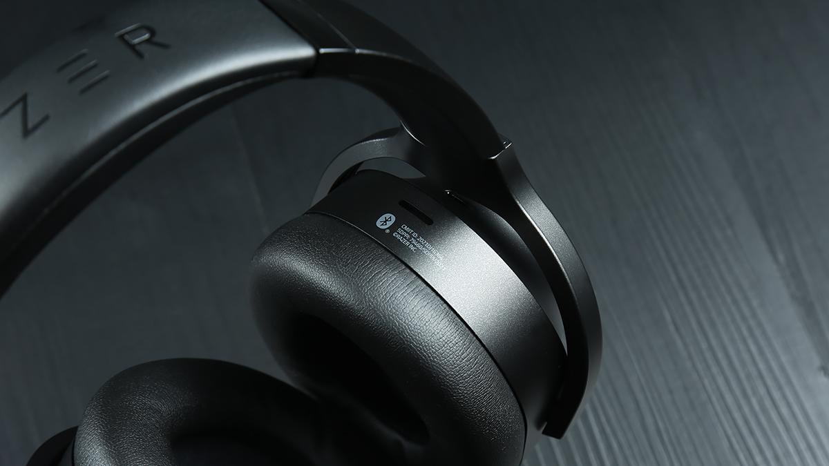 雷蛇头戴式耳机梭鱼专业版,雷蛇梭鱼耳机怎么连接电脑