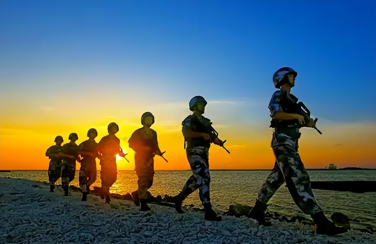 就该这么干：军官安置100%进机关，士兵退役100%事业编！