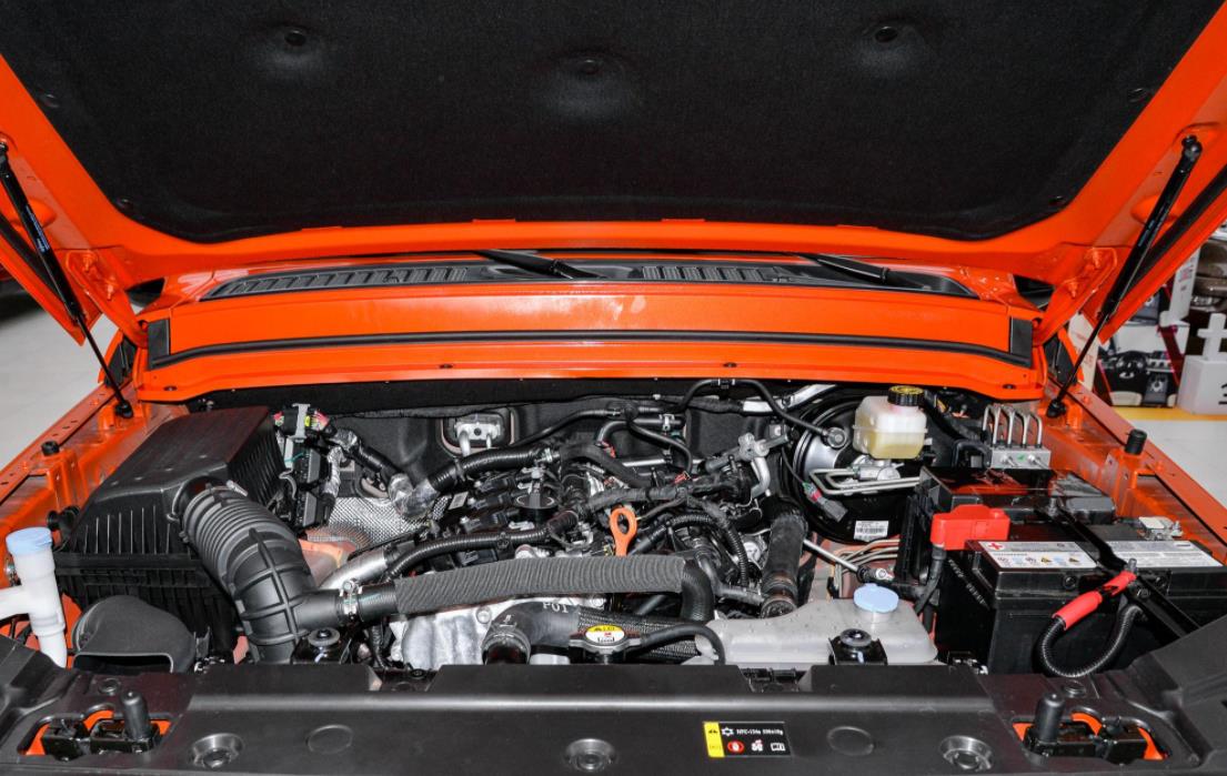 长城坦克300赛博版发布，售价30.80万元，对标吉普牧马人