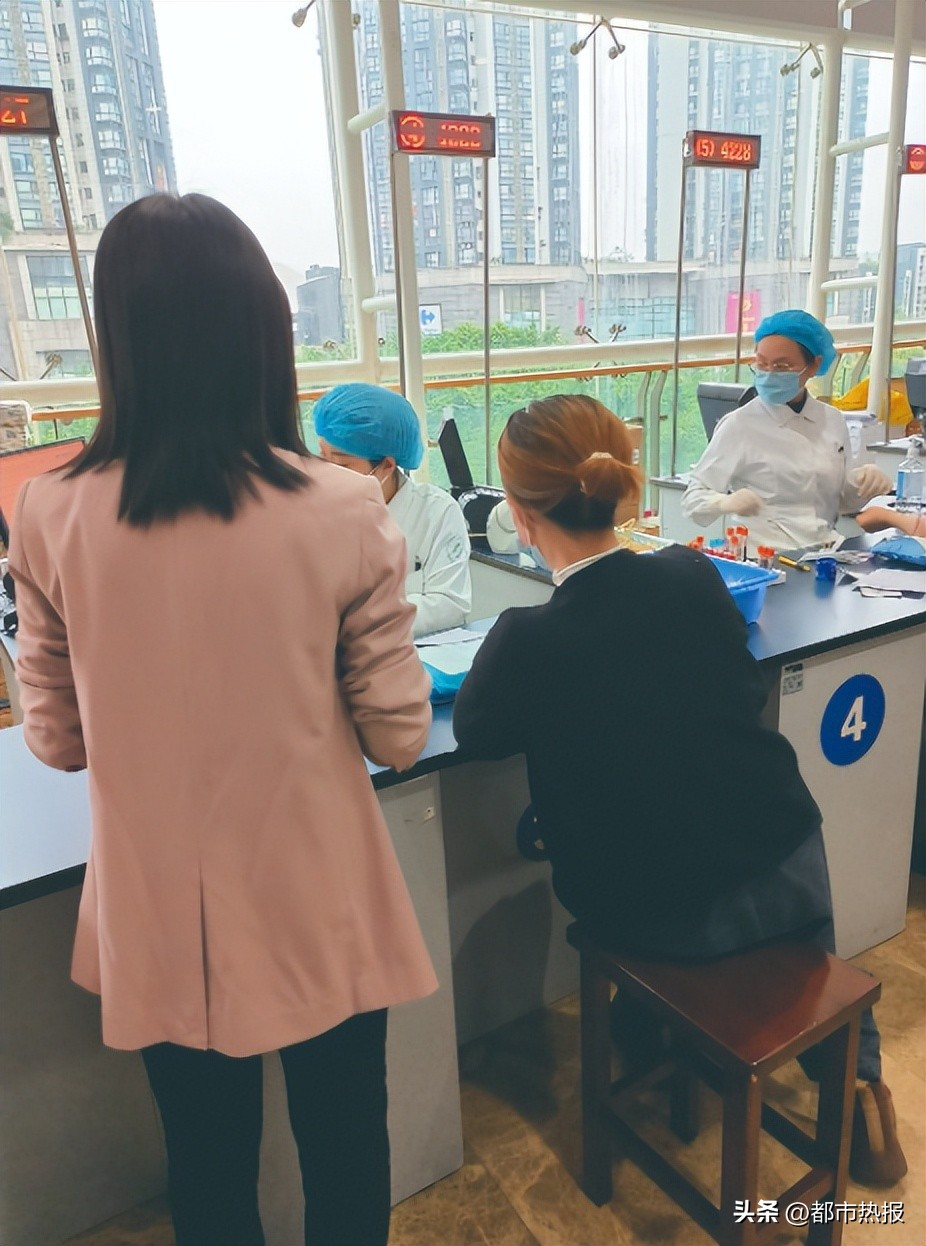 陪诊师的一天都做什么,陪诊师的一天都忙点啥