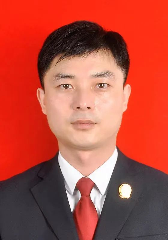 法院先进个人事迹范文,平安建设先进个人事迹材料法院