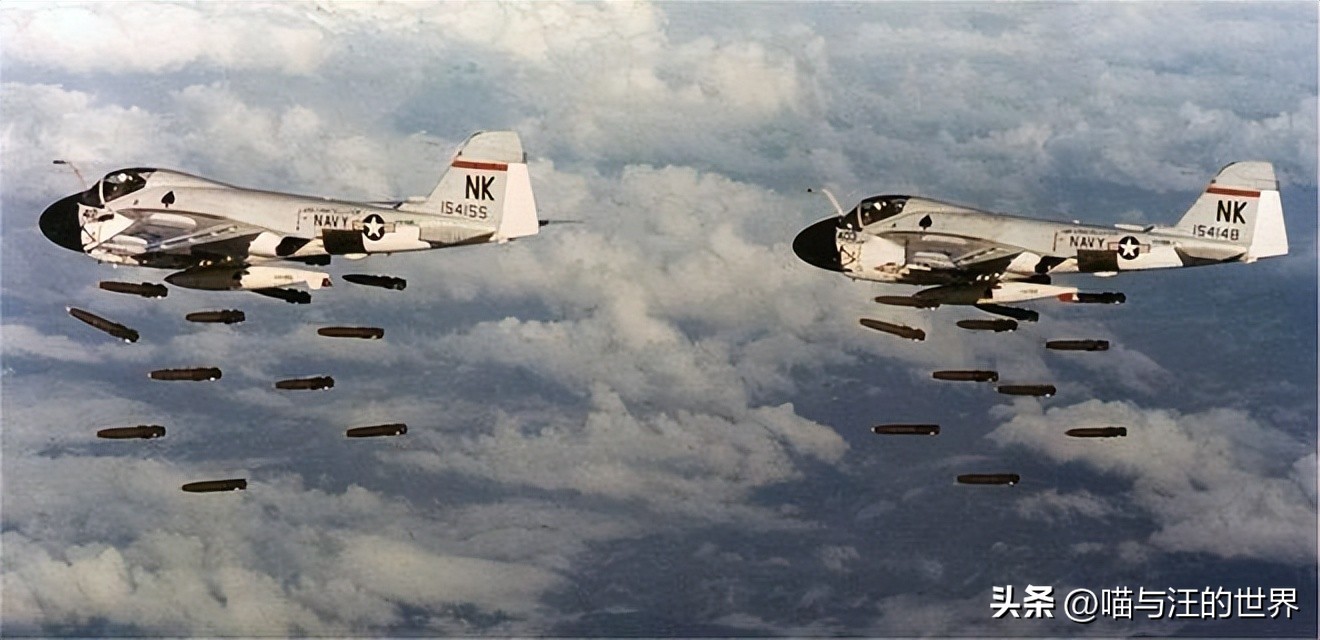 外科手术打击！3艘航母11分钟打完，这场战争给全世界上了一课