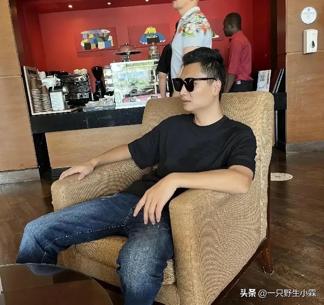 我90后,大学休学,意外到非洲年赚100万,如今开公司人生开挂了