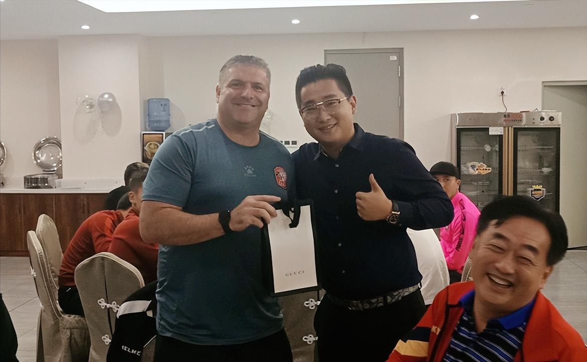 坚韧or幸运？中甲*疆新**4年3次降级皆递补回归，足坛风景线