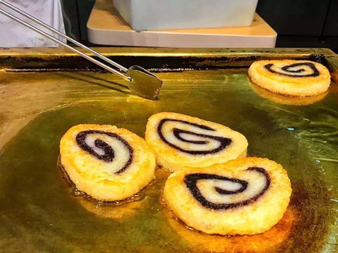 娴欐睙琚綆浼扮殑瀹濊棌缇庨灏忛晣,娴欐睙灏忎紬鏃呮父灏忓煄缇庨