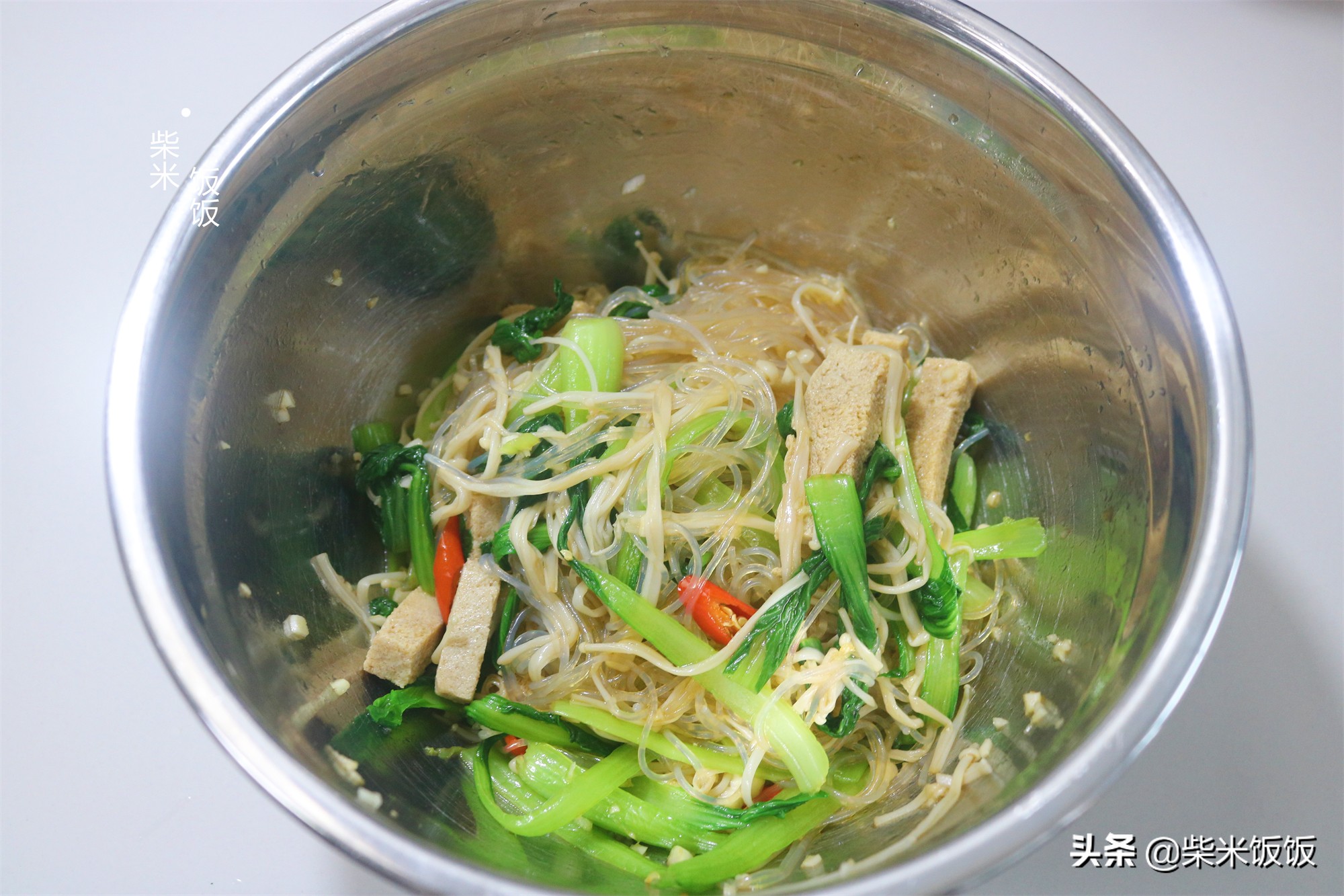 一煮一拌做凉菜,稍微一煮加点酱汁一焖就好了