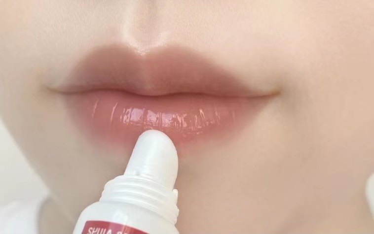 女人过了30岁必须扔掉四样东西,女人过了35岁要丢掉四样东西