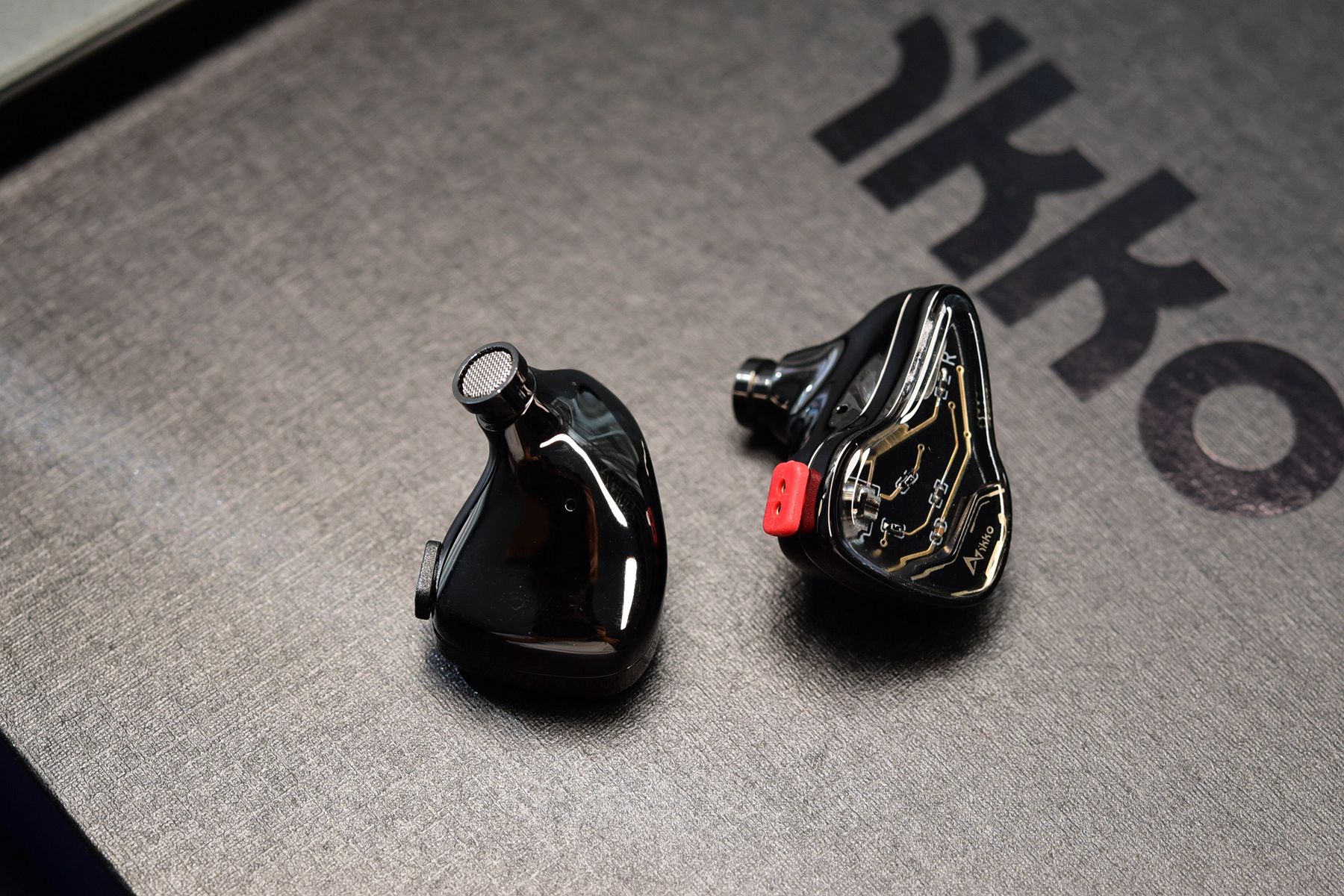 三频均衡耳机测评,千元内最具性价比三频均衡的耳机