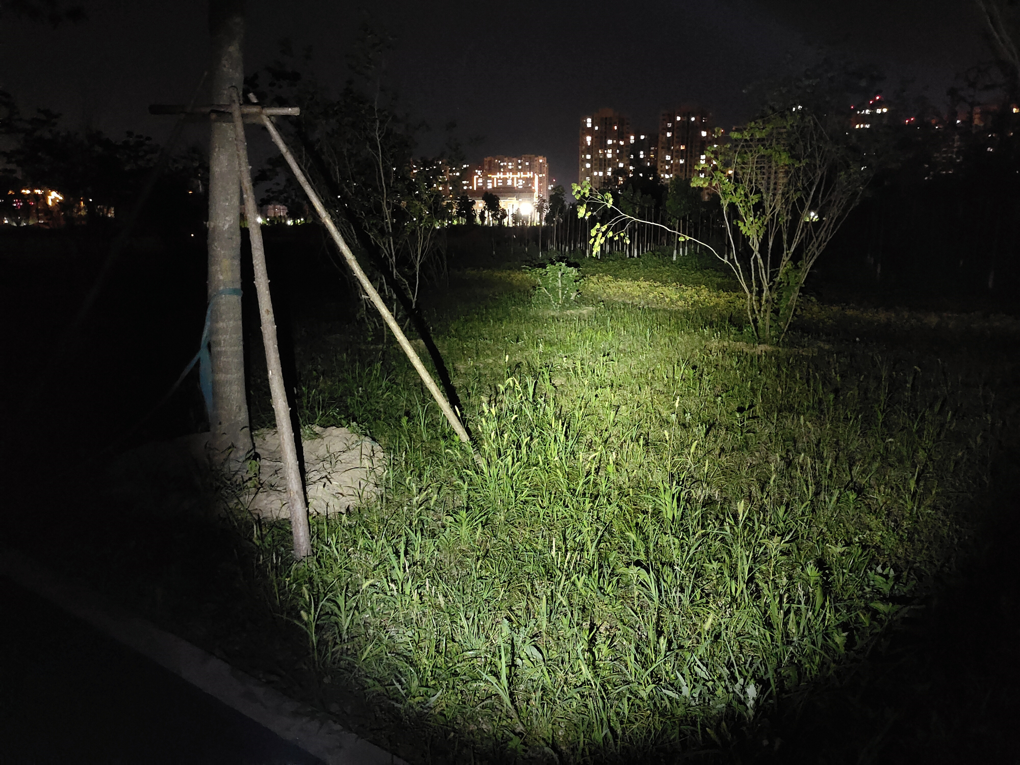 迈特明酷手电t01s使用方法,迈特明酷t01s手电