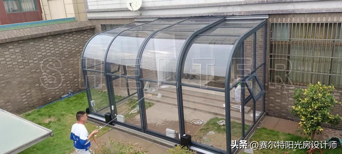 江苏南京露台阳光房效果图,别墅庭院移动式智能阳光房