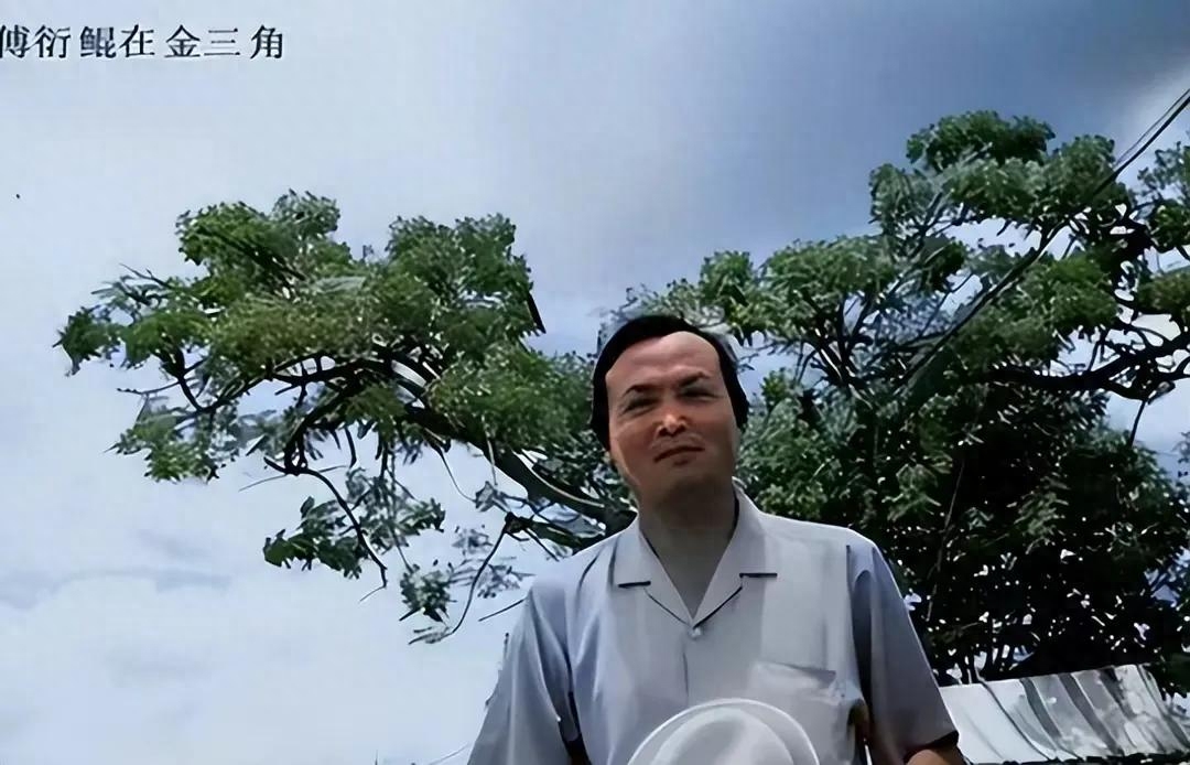 老父亲为了女儿赶出家门,老父亲把儿子赶走