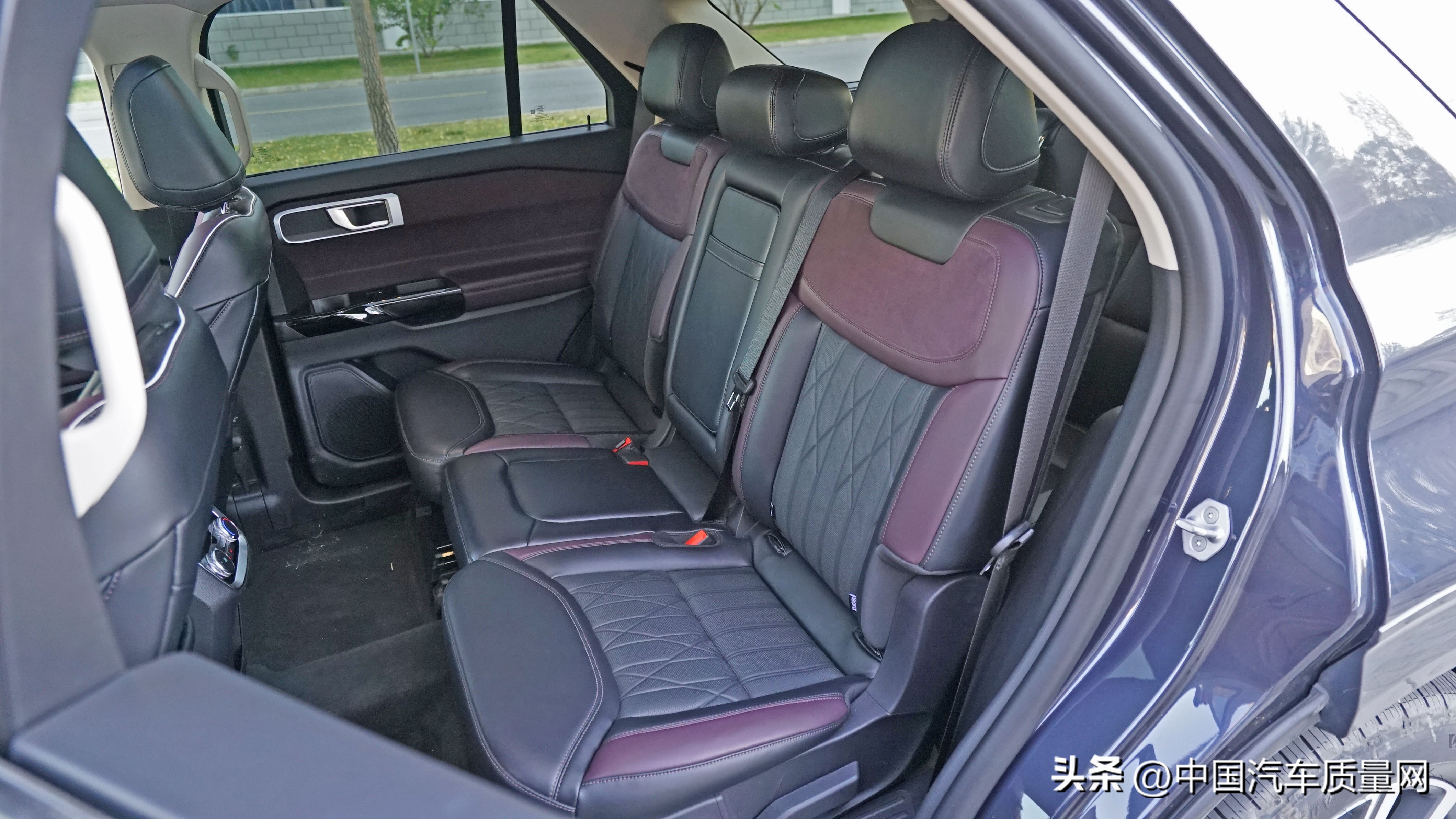 试驾长安福特探险者2023新款,太平洋汽车试驾全新福特探险者