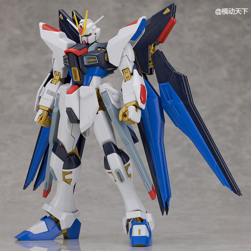 万代基地限定mg完美强袭,万代mg创制强袭配色方案