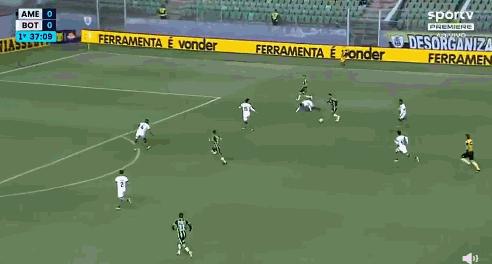 董路分析国足丢球,董路中国日本足球预选赛集锦