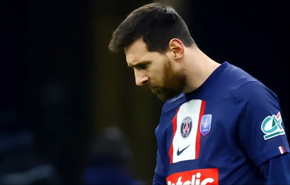 梅西回归迎接两次挑战,梅西为缺席训练道歉原视频