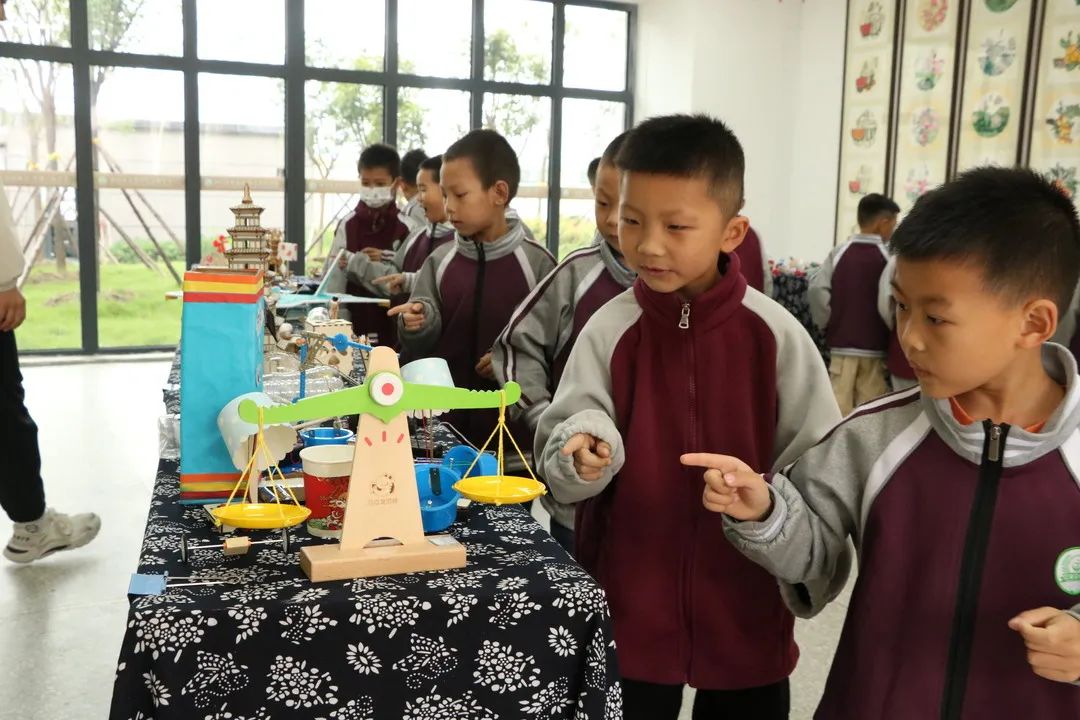 西安雁南小学科技节,西安庆华小学第三届科技节