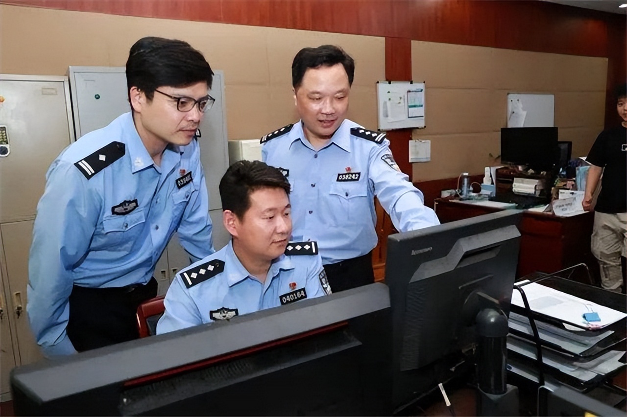 江边突现无名女尸下集,黄浦江边惊现无名女尸结局