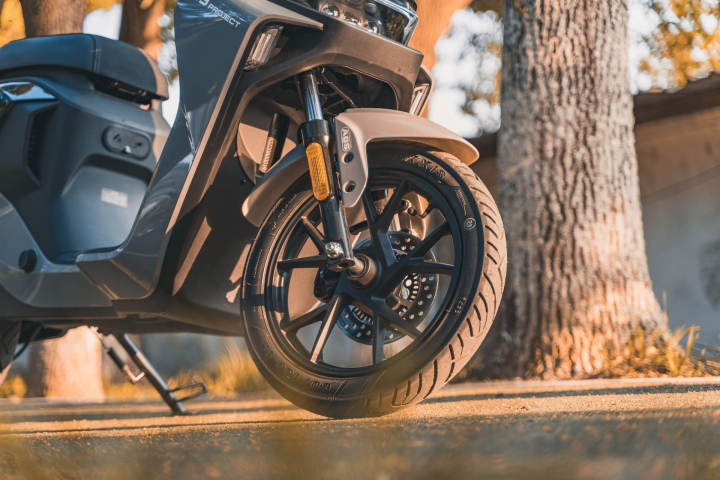 九号电动机械师mmax90支持多大快充,九号电动车机械师mmax90测评