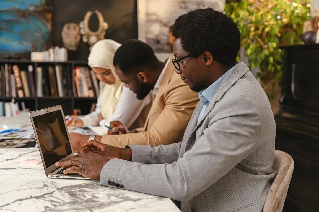 制定影响力战略的3A模式——评估、路径选择与行动