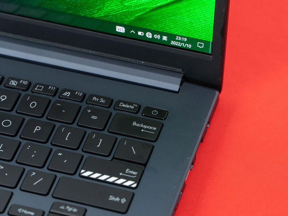 华硕灵耀pro162022和无畏pro152022对比,华硕无畏pro162023款轻薄本测评