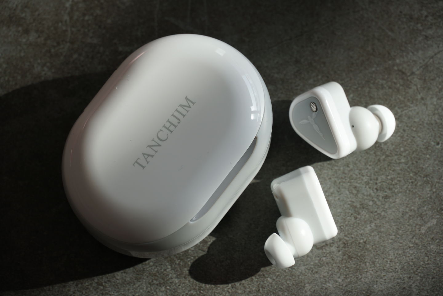 想起哪个就写哪个：2022上半年，中国市场高音质耳机观察与图鉴