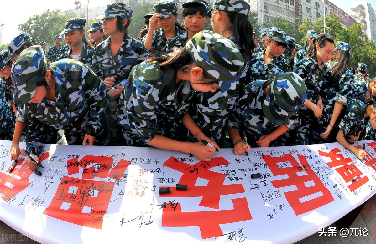 论国防建设与大学生国防教育关系,结合国防历史谈谈国防教育的意义