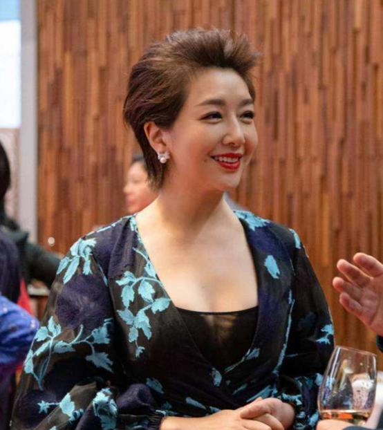 瘦得脱相的女人,瘦到脱相的女明星真的好看吗