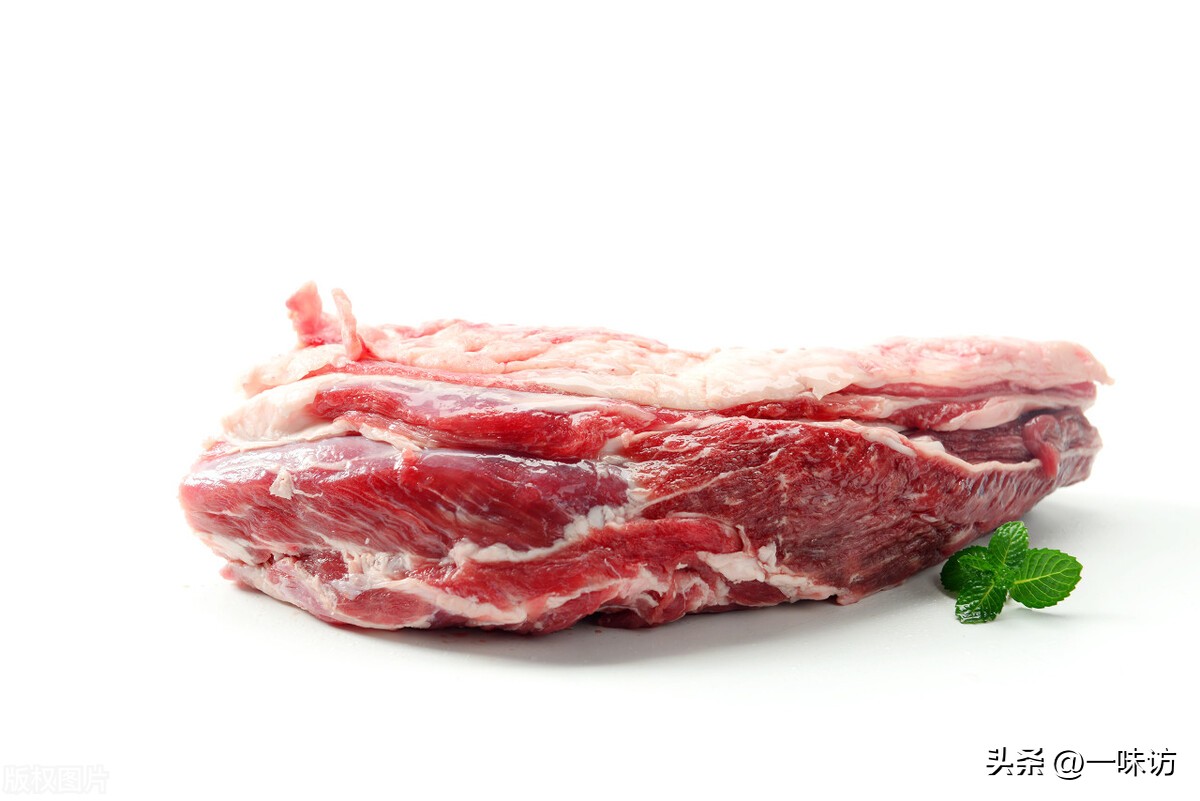 经典葱爆羊肉的正宗做法,葱爆羊肉在家怎么做肉质鲜嫩不膻