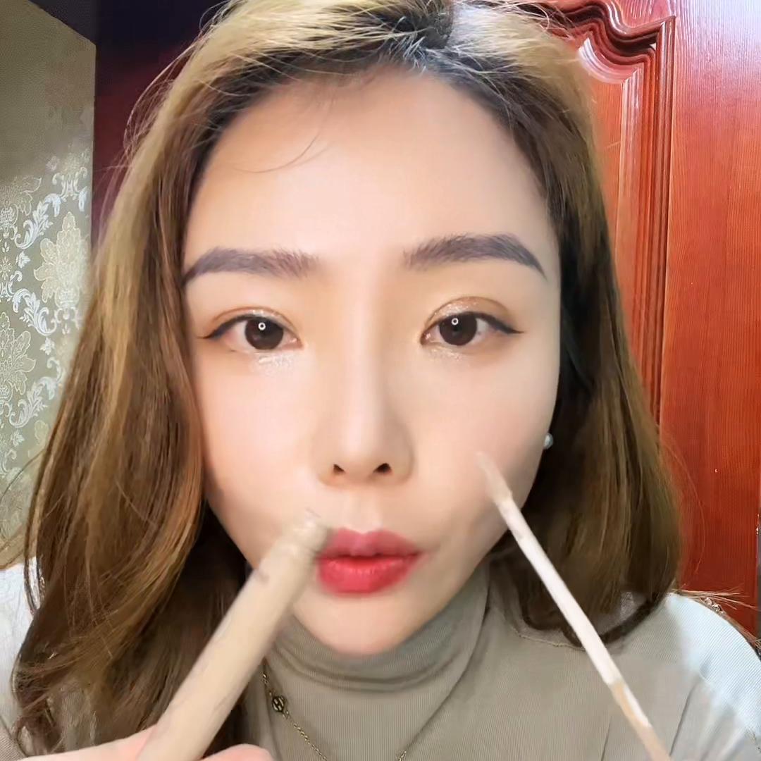 超简单的日常化妆教程,妆容教程日常化妆