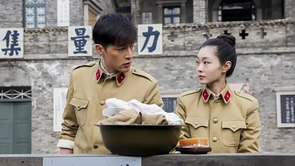 《伪装者》：明台为什么选择了程锦云，却把于曼丽当成半条命