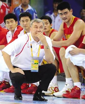 中国男篮的篮球技术,中国男篮与世界篮球的战术差距