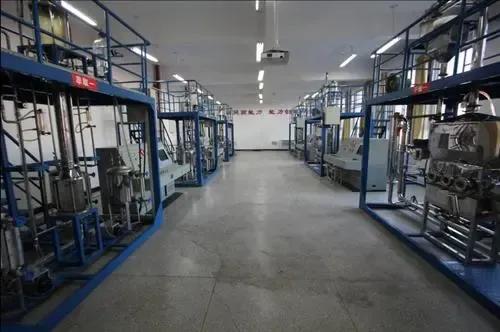 应用化工技术大专就业方向干什么,应用化工技术就业前景女生