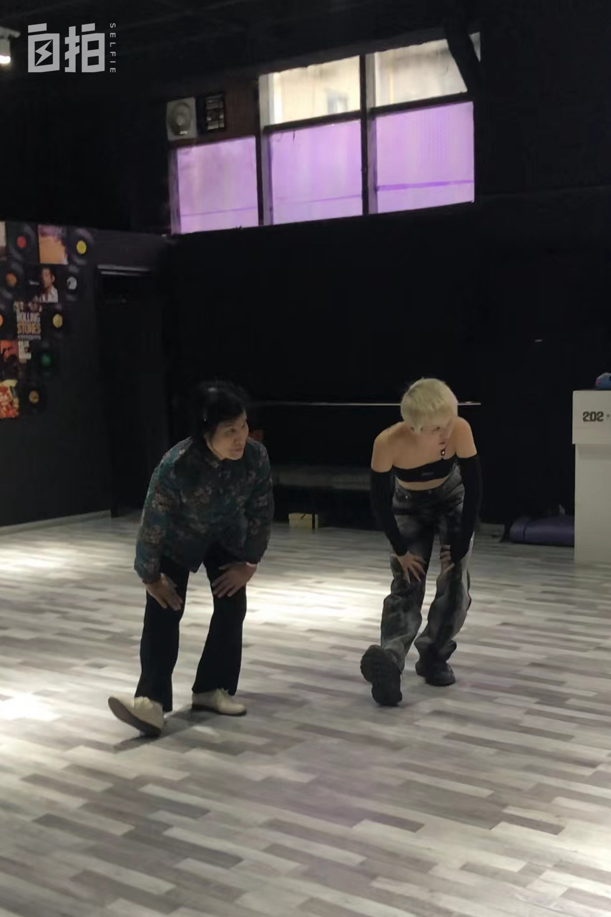 记录摆摊生活卖臭豆腐,在大学城摆地摊卖臭豆腐