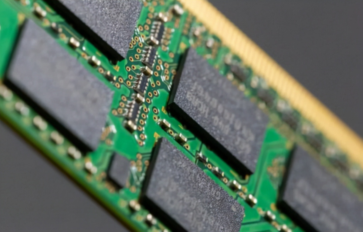 抢别人又怕被抢！美巨头解散上海团队，帮助核心员工全家移民美国