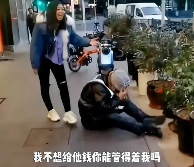 上海打人女子处理事件后续,上海街头打人女后来是怎么处理的
