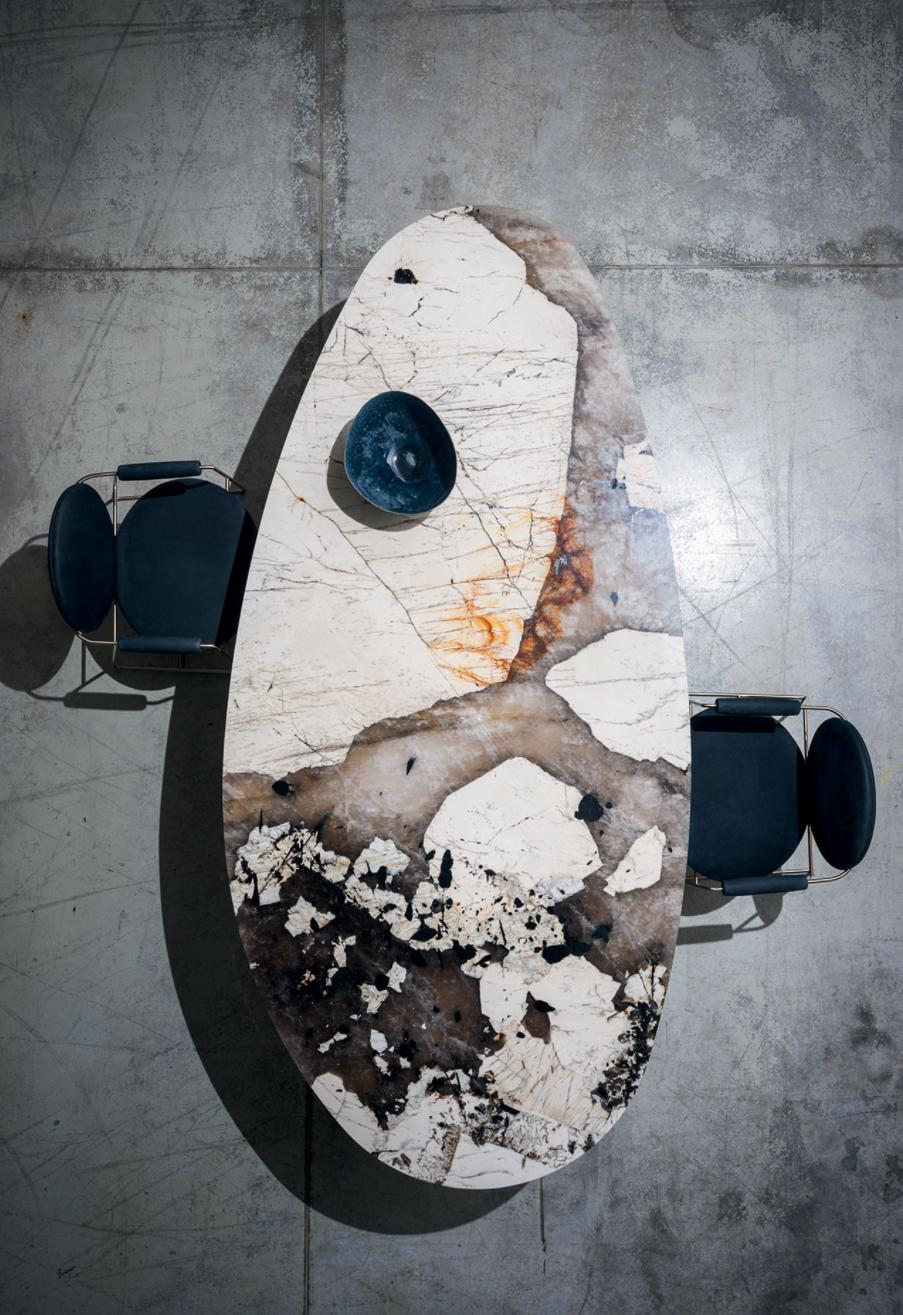 奢石餐桌别具一格,奢石餐桌大平层豪宅首选