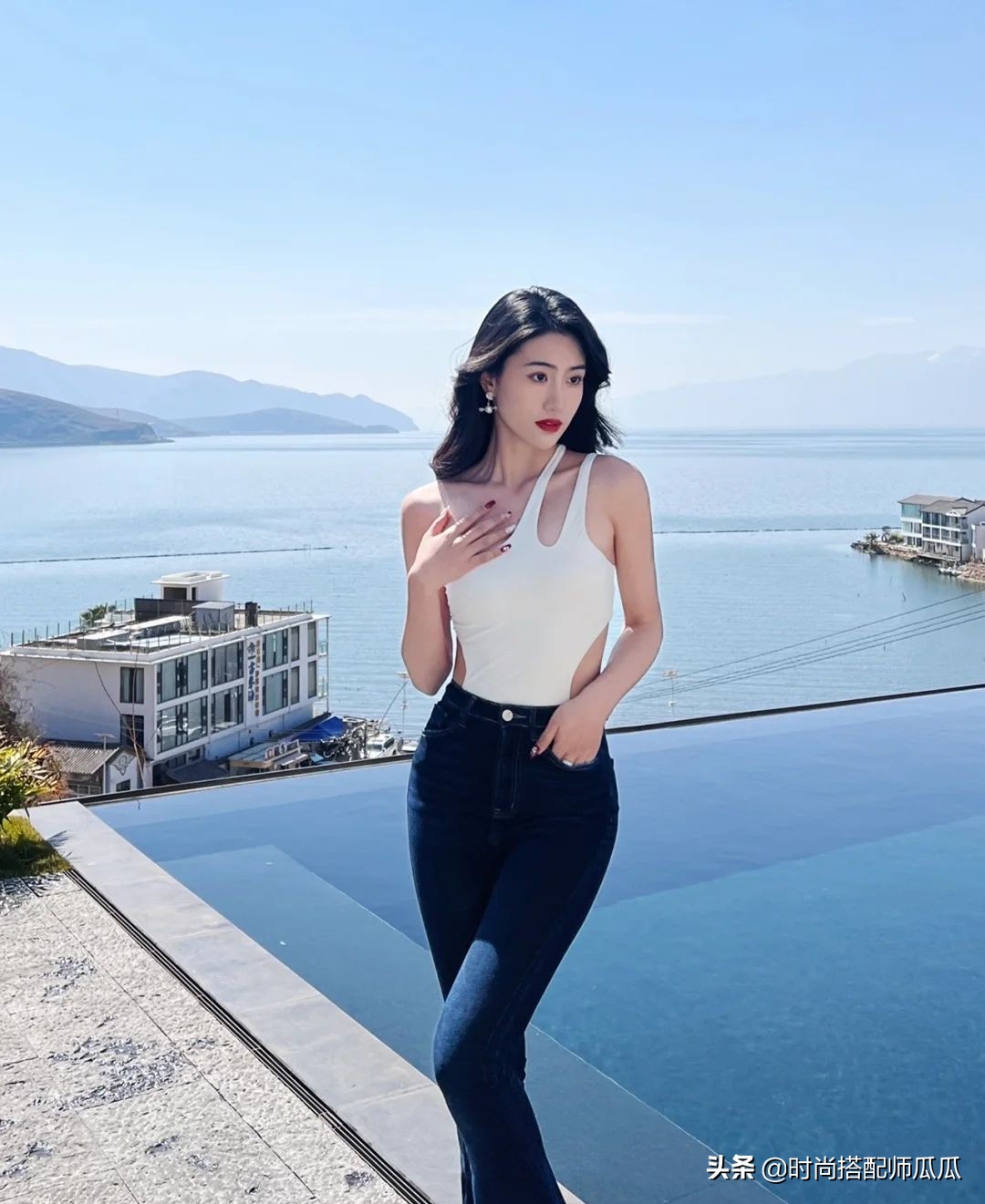 泳衣遮腿裤子怎么搭配,泳衣搭配裤子外穿