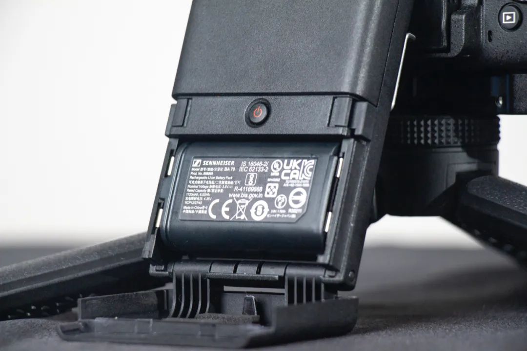 森海塞尔skm5000uhf,森海塞尔EWD数字无线麦克风系统