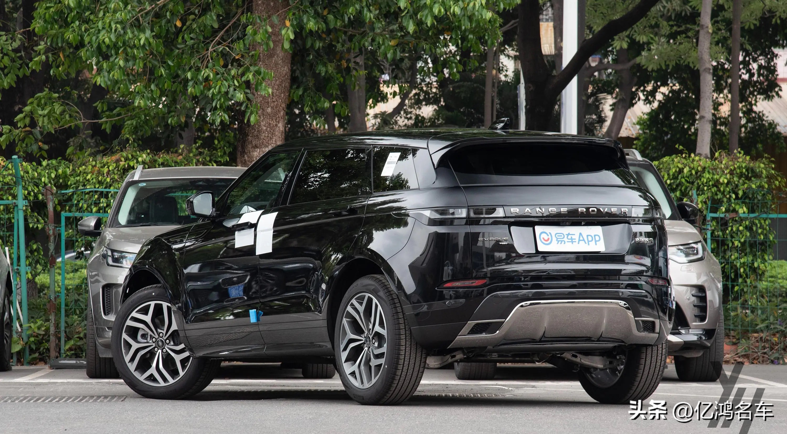 路虎涉水性有多厉害,路虎涉水能力最强的款