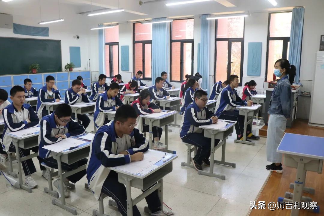 枕戈待旦迎高考|咸阳彩虹中学举行高考仿真模拟考试