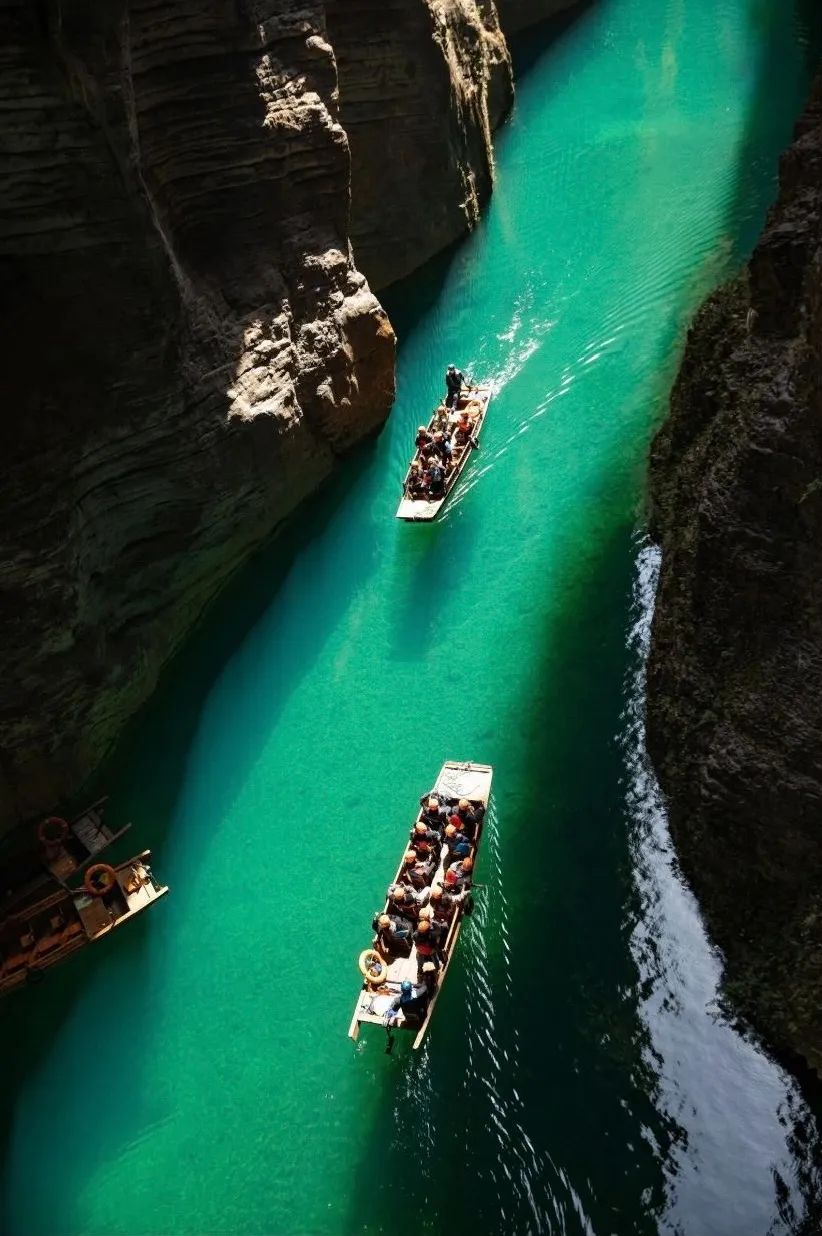 夏天凉快风景好又有水的旅游景点,夏天旅游景点哪里最好玩