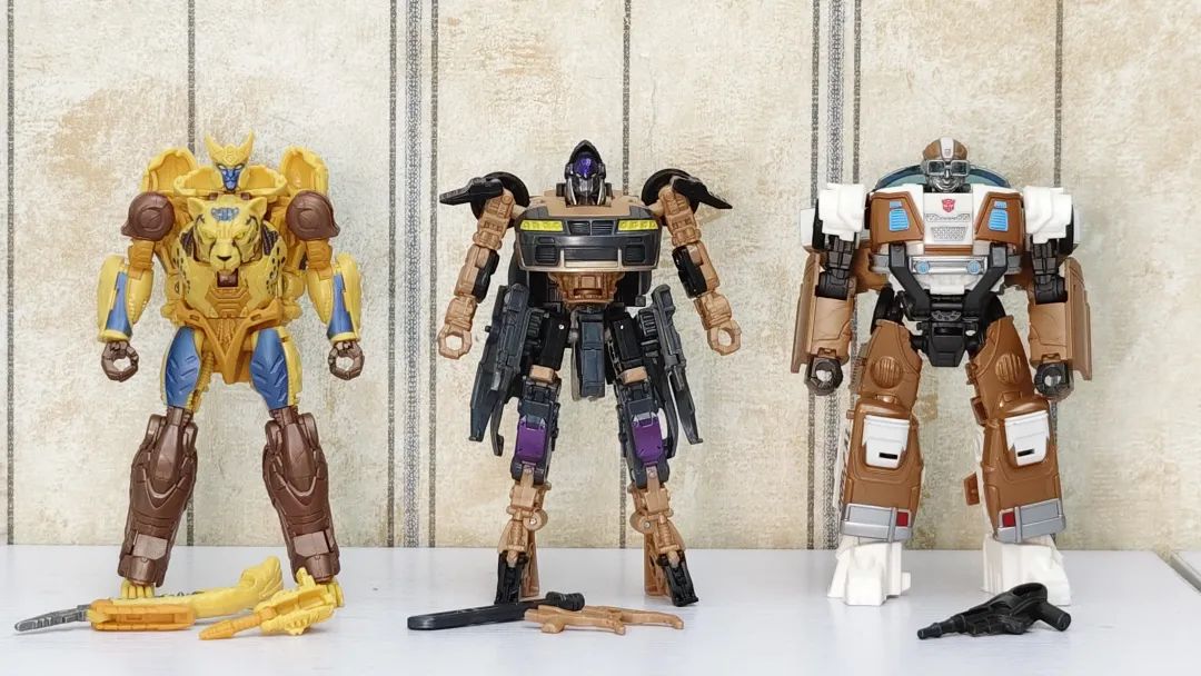 变形金刚ss级轰隆隆玩具测评,变形金刚月娇玩具