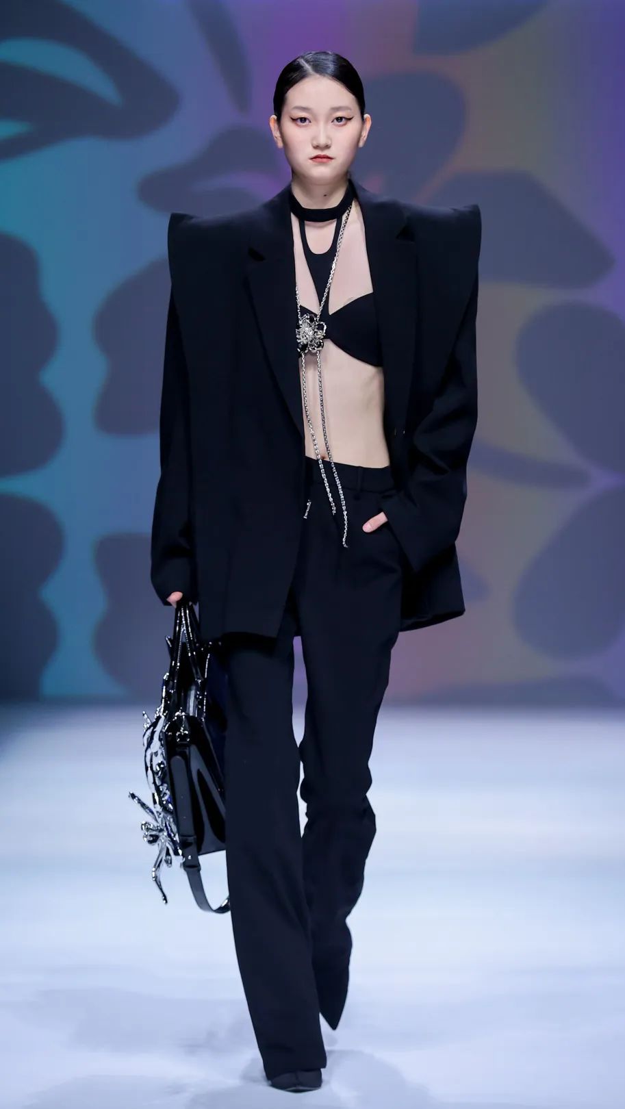 2023春季流行款式,2023年中年夏季流行款式