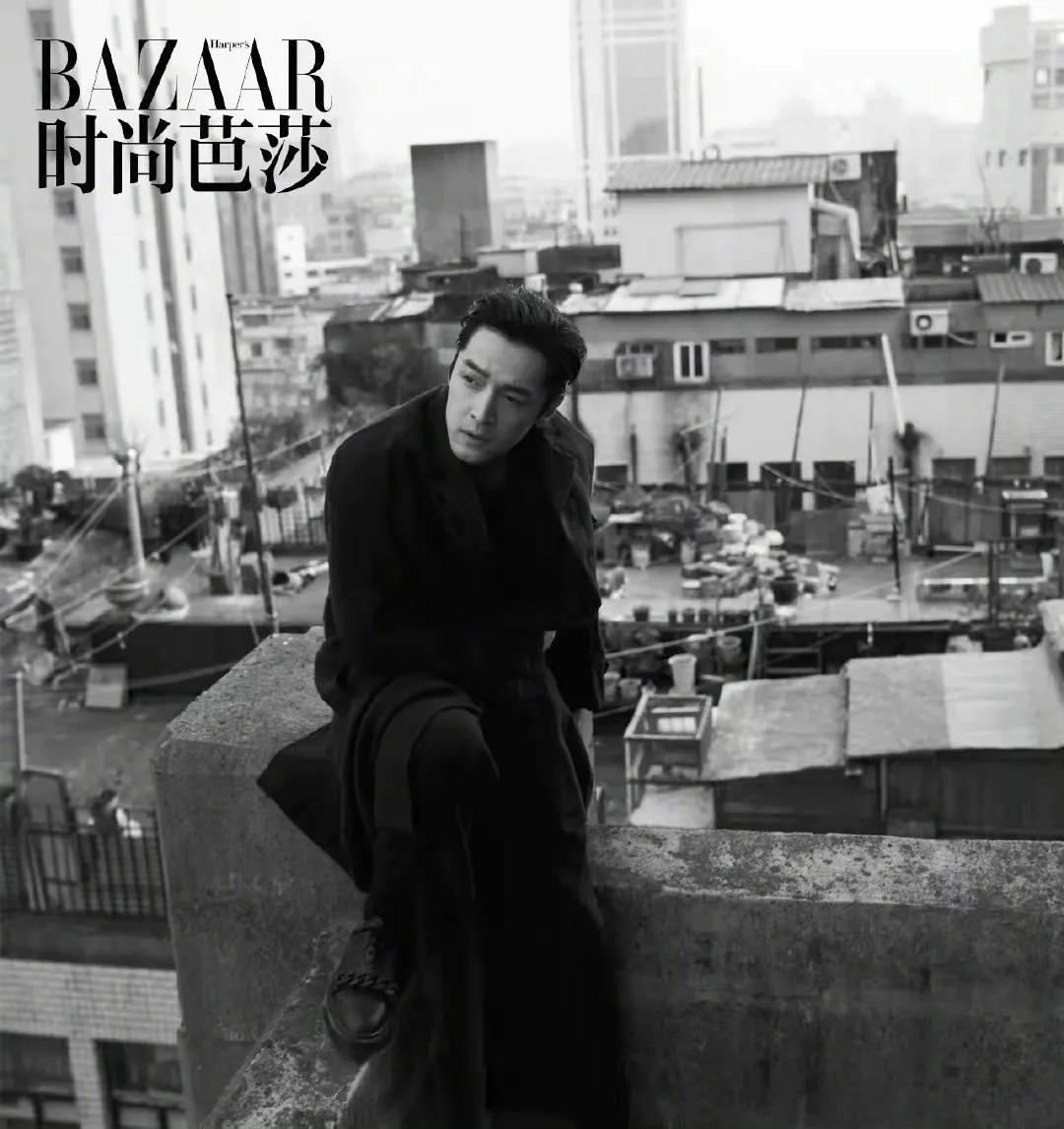 时尚芭莎肖战和谁拍过,时尚芭莎肖战年度盛典照片